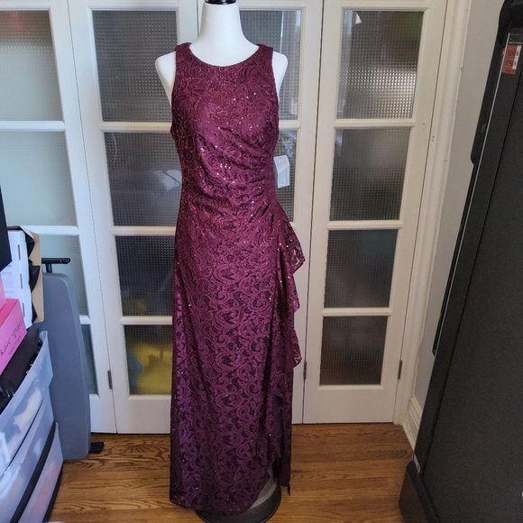 Alex Evenings Womens Long Sleeveless Cascade Ruffle Detail Dress with Front Slit - Picture 3 of 10